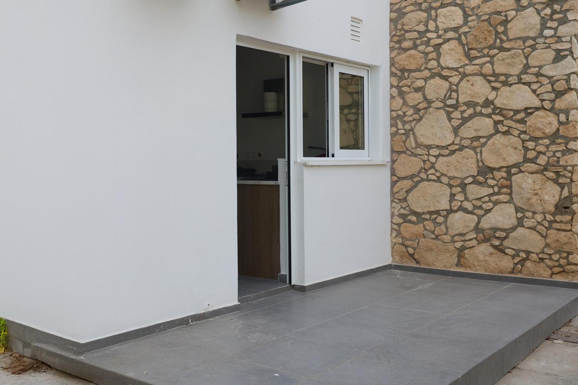 Adamandri Lodge - Prime Location Айя Напа Екстериор снимка