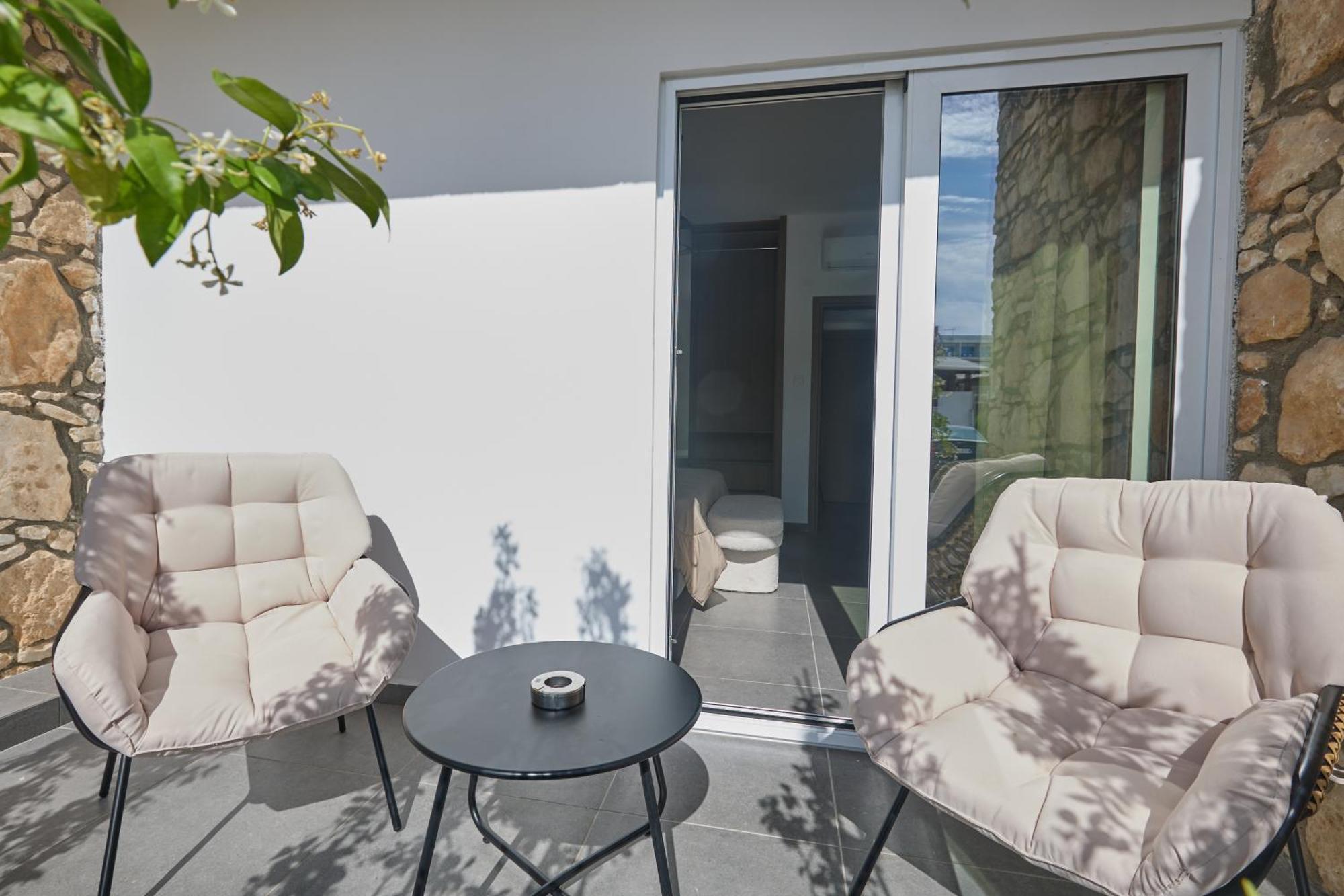 Adamandri Lodge - Prime Location Айя Напа Екстериор снимка